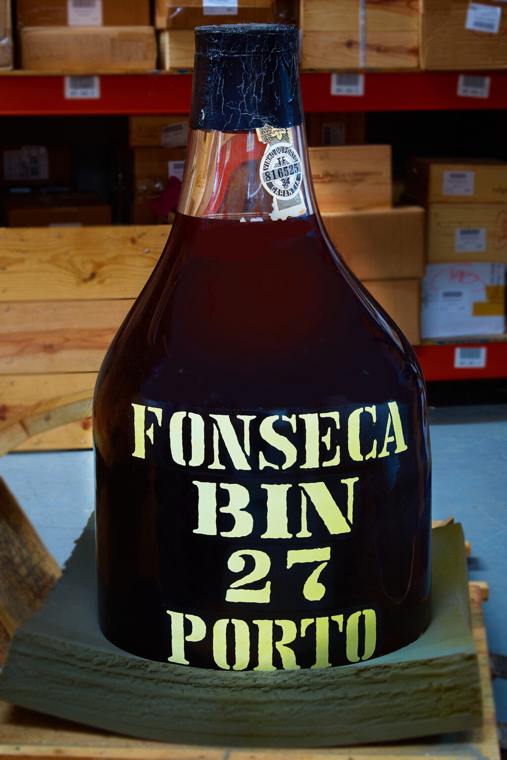 View full screen - View 1 of Lot 670. Fonseca Port (1 x 98 Liter BT).