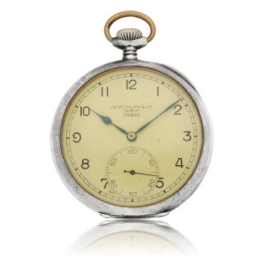 View full screen - View 1 of Lot 902. REF 739 LARGE SILVER OPEN-FACED WATCH MADE IN 1913.