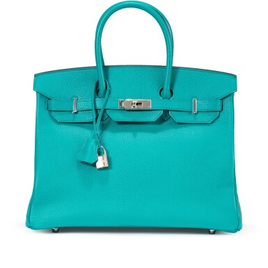 View full screen - View 1 of Lot 429. Vert Vertigo Chèvre Mysore Birkin 35 Palladium Hardware, 2017.