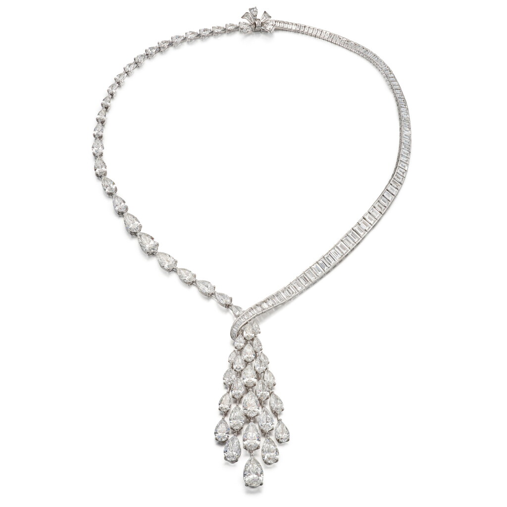 View full screen - View 1 of Lot 1298. DIAMOND NECKLACE | 格拉夫 | 鑽石 項鏈.
