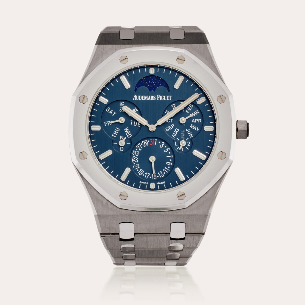 Voir en plein écran - Voir 1 du lot 141. Reference 26586IP.OO.1240IP.01 Royal Oak Ultra-Thin | A titanium and platinum automatic perpetual calendar wristwatch with moon phases, Circa 2020.