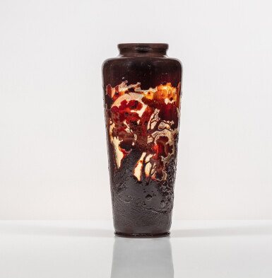 View full screen - View 1 of Lot 81. En l’honneur de Sarah Bernhardt vase, 1899 – 1900.
