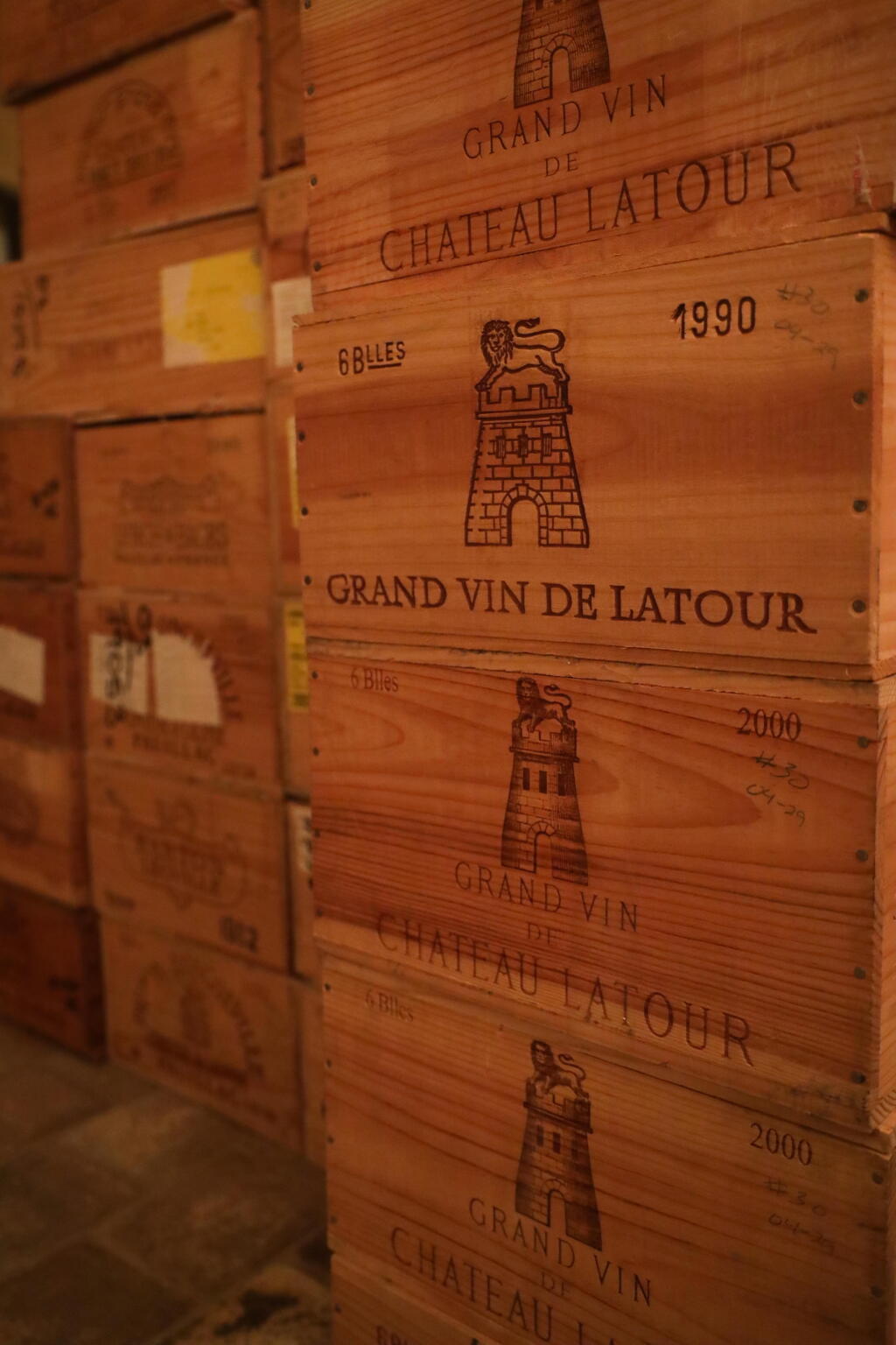 View full screen - View 1 of Lot 1139. Château Latour 2000 (1 JM50).