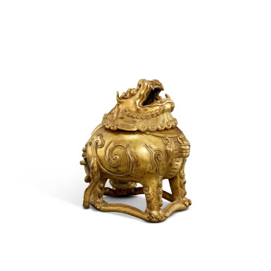 View full screen - View 1 of Lot 5640. A gilt-bronze 'mythical beast' incense burner, Ming dynasty | 明 銅鎏金甪端香爐.
