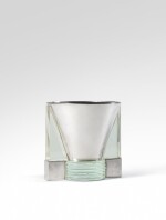 Vase, modèle 8461
