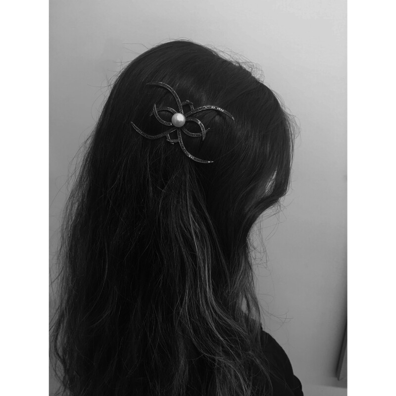 Cover image 0