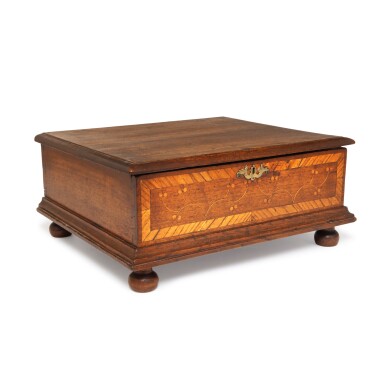View full screen - View 1 of Lot 279. Very Fine and Rare William and Mary Line-and-Berry-Inlaid Walnut Bible Box, Chester County, Pennsylvania, Circa 1745.