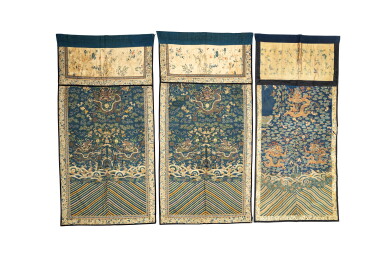 View full screen - View 1 of Lot 104. Three blue-ground five-clawed 'dragons' kesi hangings Qing dynasty, 19th century | 清十九世紀 石青地緙絲五爪龍紋掛幅一組三件.