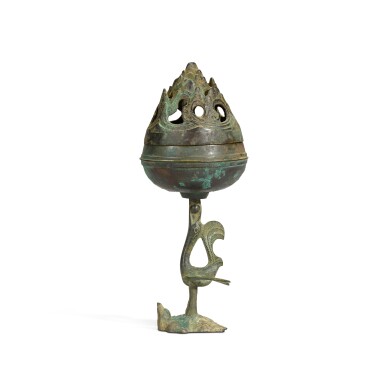 View full screen - View 1 of Lot 411. An archaic bronze 'crane and tortoise' censer and cover (Boshanlu), Han dynasty | 漢 青銅龜鶴同壽博山爐.