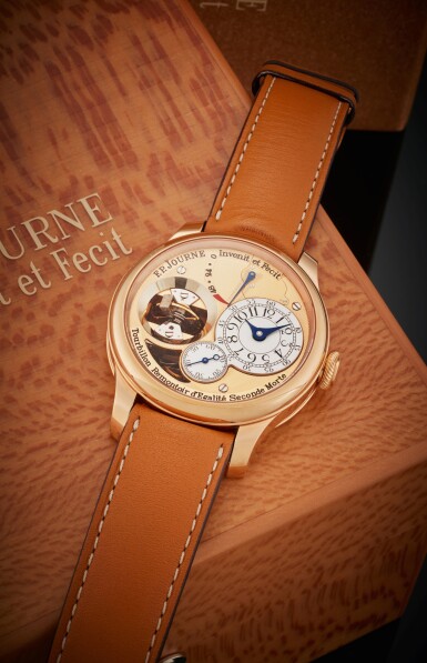 Tourbillon Souverain Vertical | A pink gold vertical tourbillon