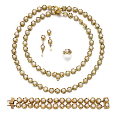 View full screen - View 1 of Lot 79. Cultured pearl parure, 1976 - 1984.