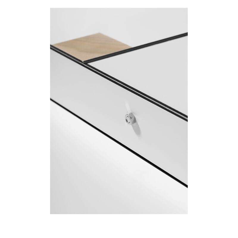 Cover image 0