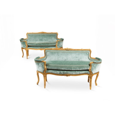 View full screen - View 1 of Lot 565. A pair of Louis XV style giltwood banquettes, 19th century.