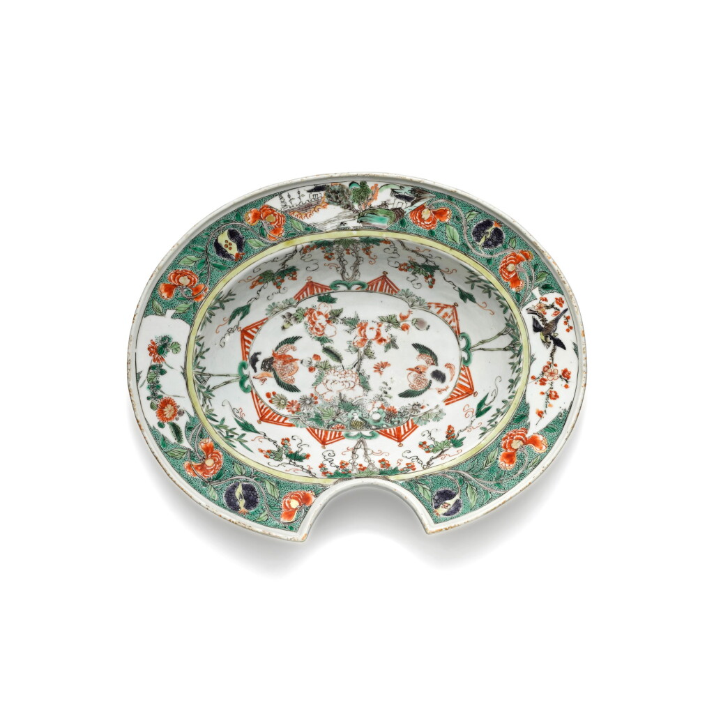 View full screen - View 1 of Lot 225. A famille-verte barbers bowl, Qing dynasty, Kangxi period.