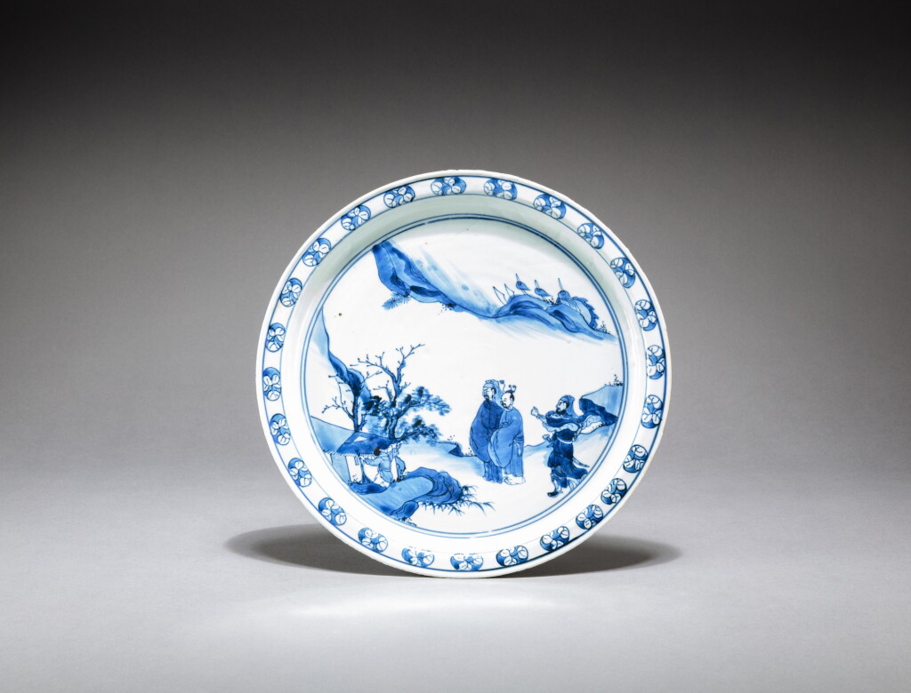 View full screen - View 1 of Lot 188. A blue and white Ko-sometsuke dish 17th century | 十七世紀 青花人物故事圖盤.