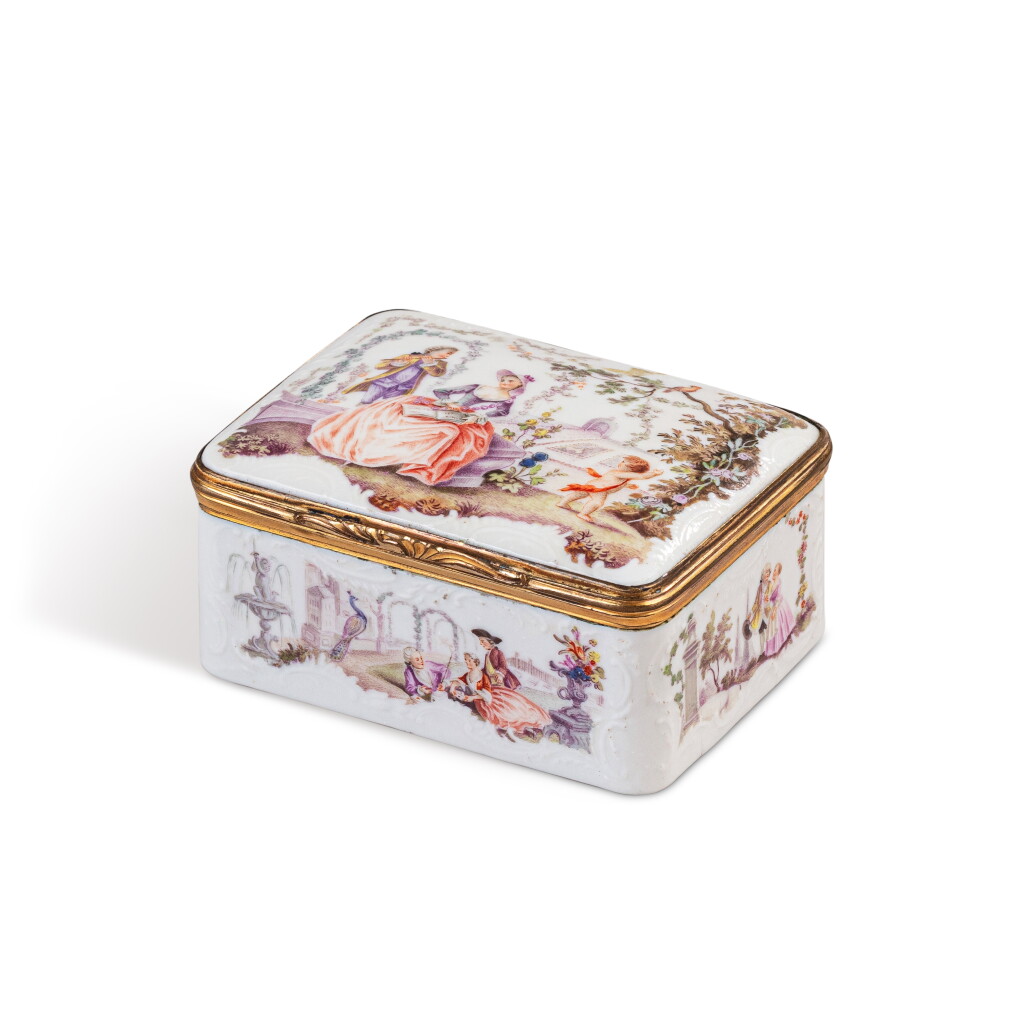 View full screen - View 1 of Lot 684. A German porcelain rectangular snuff box with gilt-metal mount, possibly Kloster Veilsdorf or Berlin, circa 1770 .