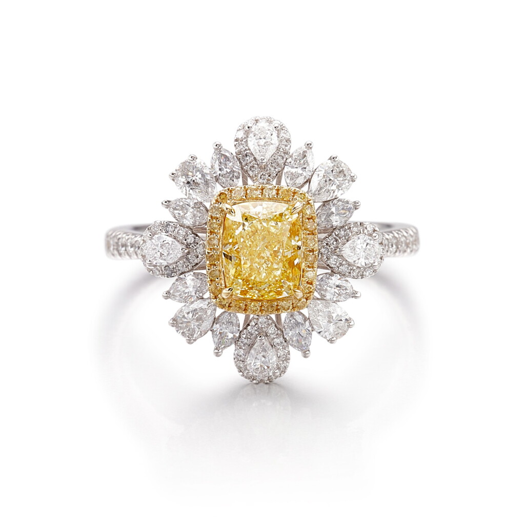 View full screen - View 1 of Lot 1748. Fancy Yellow Diamond and Diamond Ring | 2.01克拉 彩黃色鑽石 配 鑽石 戒指.