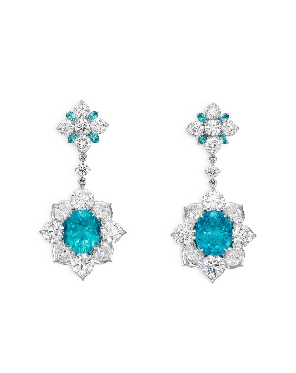 View full screen - View 1 of Lot 1733. PAIR OF PARAÍBA TOURMALINE AND DIAMOND PENDENT EARRINGS | 2.59及2.32卡拉 天然「巴西」帕拉伊巴碧璽 配 鑽石 耳墜一對.
