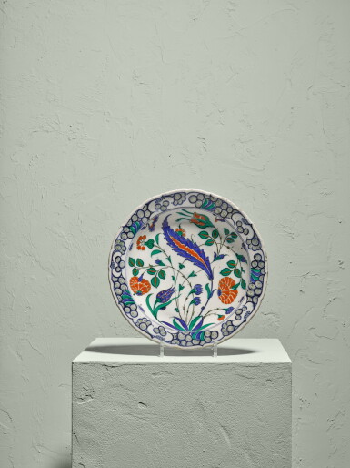View full screen - View 1 of Lot 132. An Iznik polychrome pottery dish with saz leaf, Turkey, circa 1575.