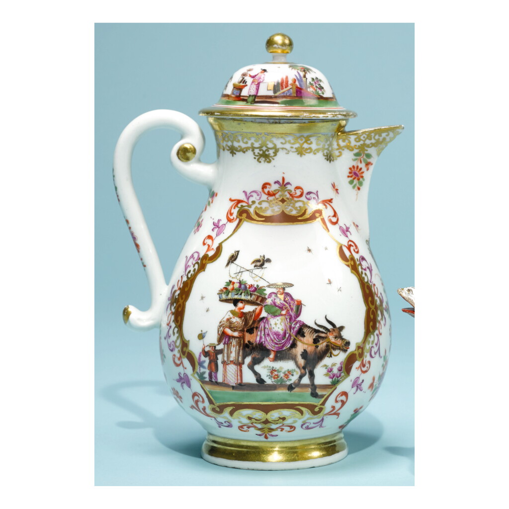View full screen - View 1 of Lot 203. A RARE MEISSEN CHINOISERIE COFFEE POT AND COVER CIRCA 1725-28 .