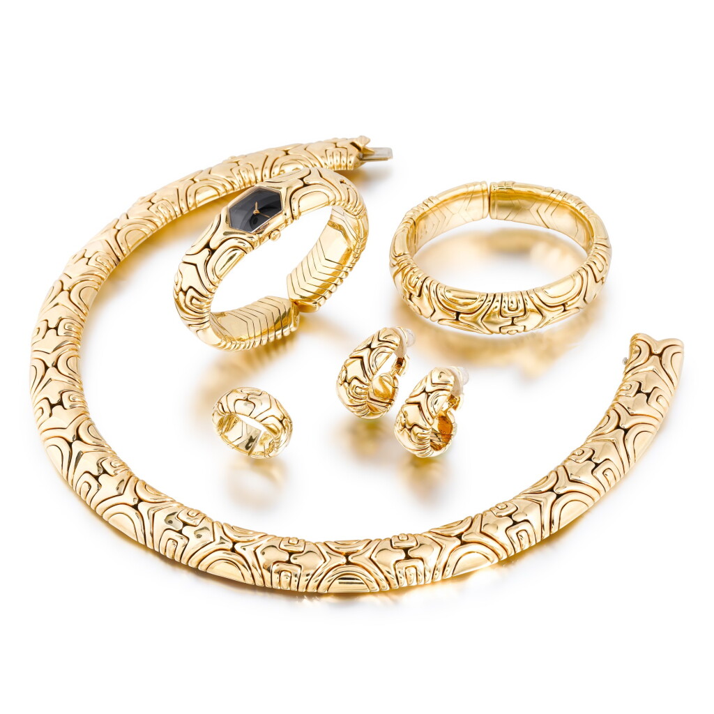 View full screen - View 1 of Lot 82. Bulgari | Parure or, "Alveare" | Gold parure, 'Alveare'.