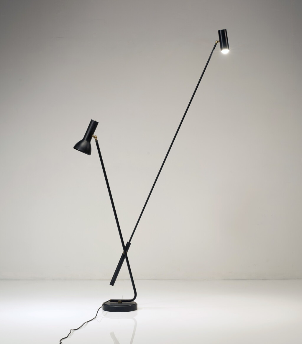 View full screen - View 1 of Lot 15. Floor light, model n. 1049N.