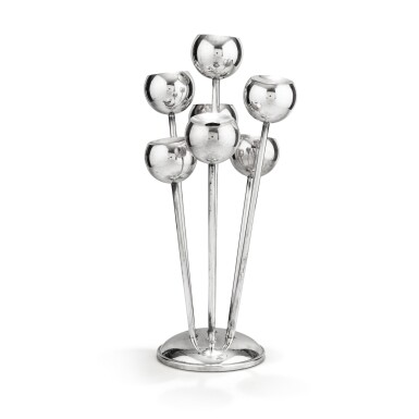 View full screen - View 1 of Lot 1123. An Italian silver candelabra with 7 spheres, Argenti Alessandria srl, Alessandria, modern | Candelabre à 7 sphères en argent par Argenti Alessandria srl, Alessandria, moderne.