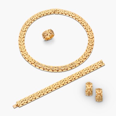 View full screen - View 1 of Lot 693. Gold and Diamond Parure.