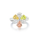 Coloured Diamond and Diamond Ring | 彩色鑽石 配 鑽石 戒指 (彩色鑽石共重2.82克拉)