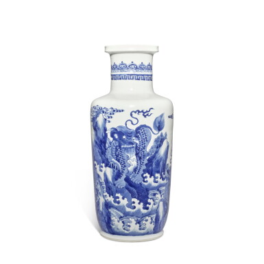 View full screen - View 1 of Lot 554. A blue and white 'qilin' rouleau vase, Qing dynasty, Kangxi period | 清康熙 青花海水江崖麒麟圖棒槌瓶.