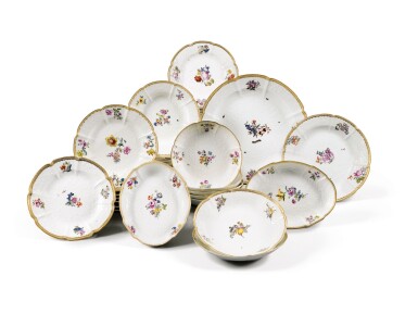 View full screen - View 1 of Lot 210. MEISSEN PORCELAIN PART SERVICES, 18TH CENTURY, CIRCA 1740 - 1750 | PARTIES DE SERVICES EN PORCELAINE DE MEISSEN DU XVIIIE SIÈCLE, VERS 1740-1750.