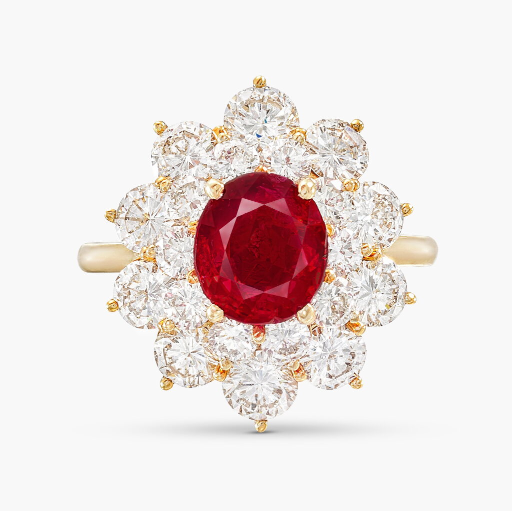 View full screen - View 1 of Lot 1746. Ruby and Diamond Ring | 2.95克拉 天然「緬甸鴿血紅」未經加熱紅寶石 配 鑽石 戒指.