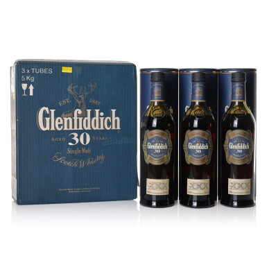 View full screen - View 1 of Lot 3294. Glenfiddich 30 Year Old 40.0 abv NV (3 BT70).