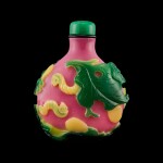 An emerald-green and yellow double-overlay pink glass ‘silkworms’ snuff bottle Yangzhou school, Qing dynasty, 19th century | 清十九世紀 揚州作粉紅地套黃綠料錦衣玉食圖鼻煙壺