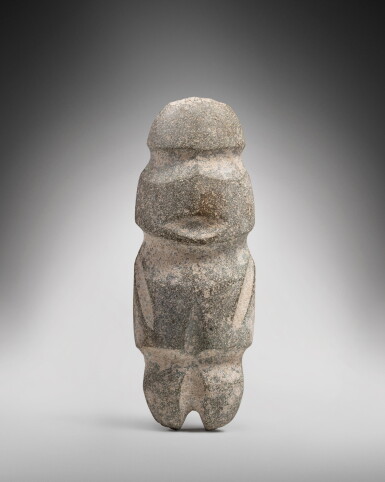 View full screen - View 1 of Lot 95. Figure anthropomorphe Type M10, Culture Mezcala, Etat du Guerrero, Mexique, Préclassque récent, 300-100 av. J.-C. | Mezcala Stone Figure, Type M10, Mexico, Late Preclasssic, ca. 300-100 BC.