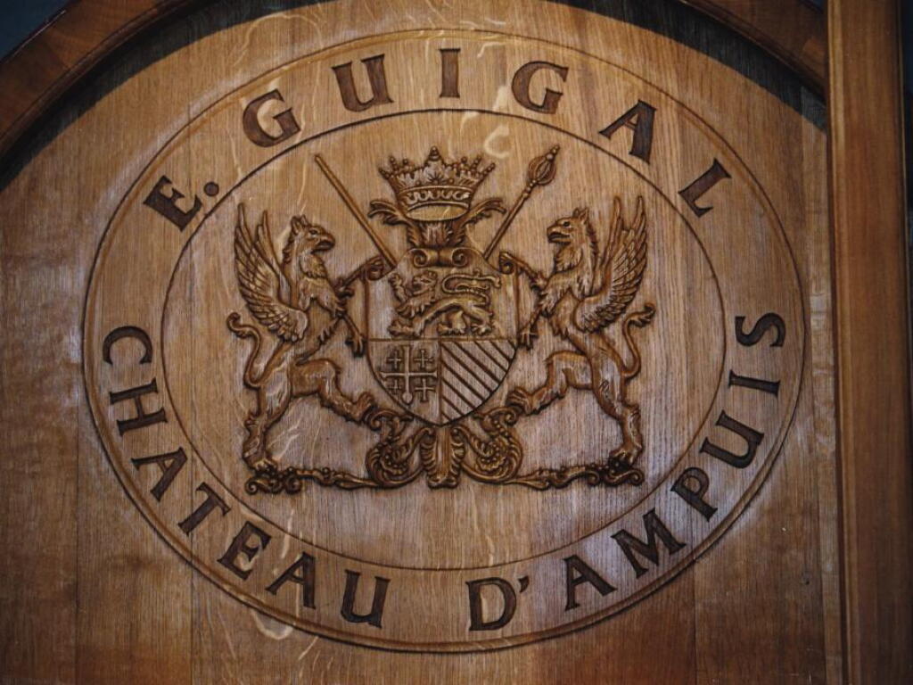 View full screen - View 1 of Lot 8909. Côte Rôtie, La La La 2002 Guigal (3 BT).