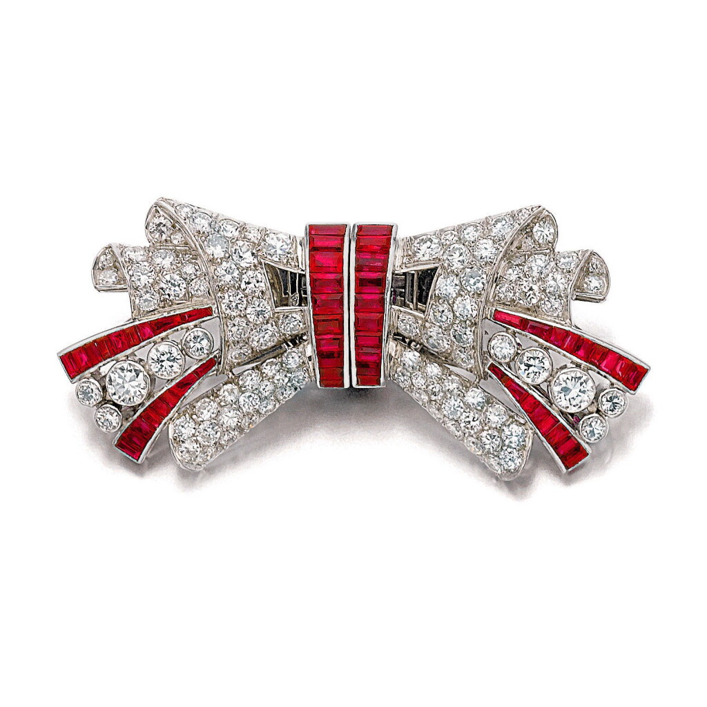 View full screen - View 1 of Lot 550. RUBY AND DIAMOND DOUBLE-CLIP BROOCH, 1940S.