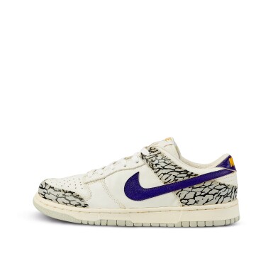 View full screen - View 1 of Lot 8628. Nike Dunk Low Pro Customized by Methamphibian with Signed Box | Size 10.