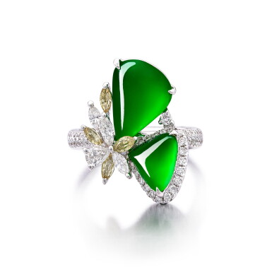 View full screen - View 1 of Lot 2742. Jadeite, Diamond and Yellow Sapphire Ring | 天然翡翠 配 鑽石 及 黃色剛玉 戒指.