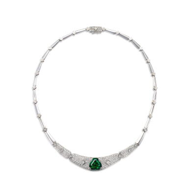 View full screen - View 1 of Lot 1925. Emerald and Diamond Necklace | 6.17克拉「贊比亞」祖母綠 配 鑽石 項鏈.