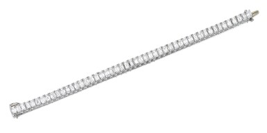 View full screen - View 1 of Lot 96. TIFFANY & CO. | DIAMOND BRACELET.