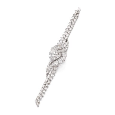 View full screen - View 1 of Lot 649. Elegant diamond bracelet, 'Volutes', circa 1954 | 梵克雅寶 'Volutes' 鑽石手鏈,年份約1954.