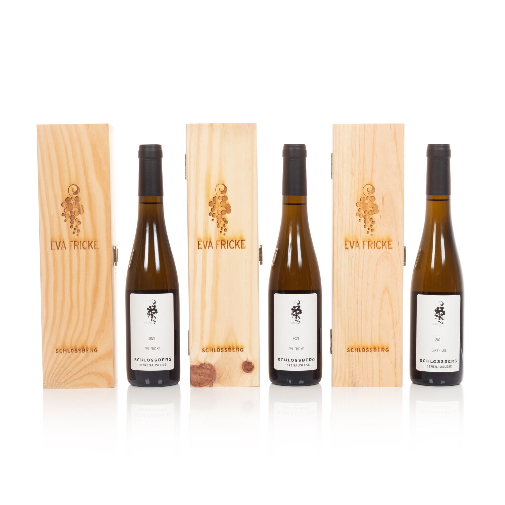 View full screen - View 1 of Lot 373. Lorcher Schlossberg Riesling Beerenauslese 2021 Eva Fricke (3 HFBT).