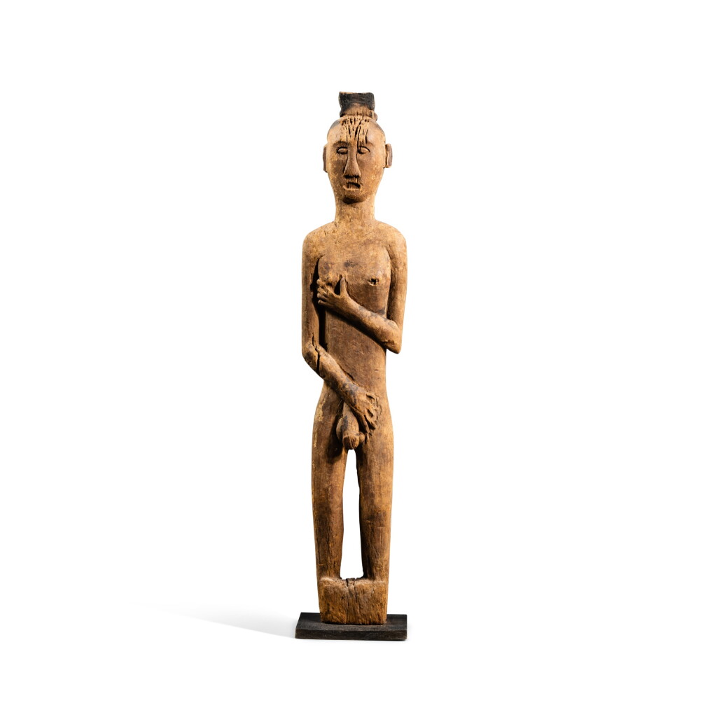View full screen - View 1 of Lot 206. Statue hampatong, Dayak, Kalimantan, Bornéo, Indonésie | Hampatong Dayak Figure, Kalimantan, Borneo, Indonesia.