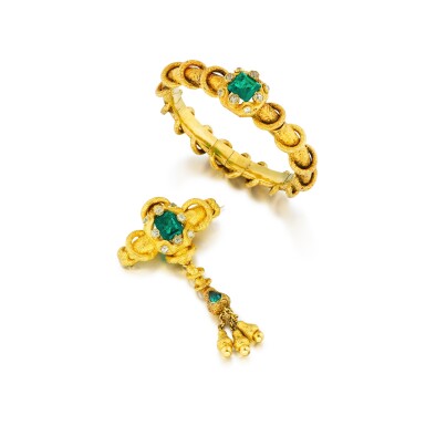 View full screen - View 1 of Lot 1057. An emerald and diamond demi-parure, France, circa 1820.