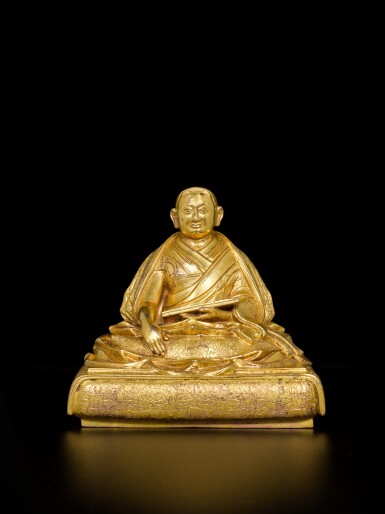 View full screen - View 1 of Lot 307. An inscribed gilt-copper alloy figure of Ngawang Lobsang Gyatso, the Fifth Dalai Lama, Tibet, circa 1650-1682.