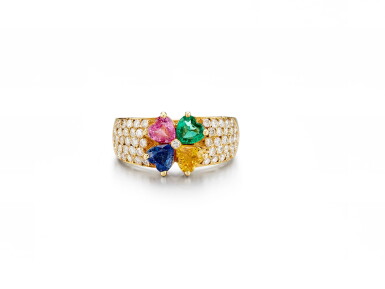 View full screen - View 1 of Lot 1772. Gem Set and Diamond Ring | 梵克雅寶 | 寶石 配 鑽石 戒指.