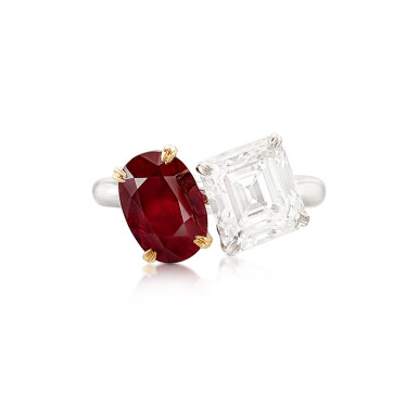View full screen - View 1 of Lot 236. Ruby and Diamond Ring | 3.03克拉 天然「莫桑比克」未經加熱紅寶石 配 3.01克拉 方形 I色 鑽石 戒指.