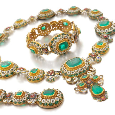 View full screen - View 1 of Lot 4. Polychrome enamels and emerald parure (Parure in smalti policromi e smeraldi).