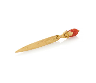 View full screen - View 1 of Lot 56. CORAL BROOCH (SPILLA IN CORALLO) | BUCCELLATI.